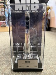 + Factory Entertainment Men In Black MIB Neuralyzer Limited Edition Prop Replica