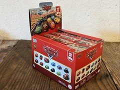 LOT 36 PIXAR RED FIRE TRUCK CARS MINI RACERS #01 SERIES 1 CASE RACE & RESCUE