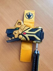 Bandai Power Rangers Dino Thunder Abaranger Morpher Dino Commander