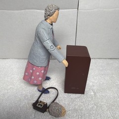 BBC Doctor Who Faceless Grandma Connolly Carded Figure **Rare**