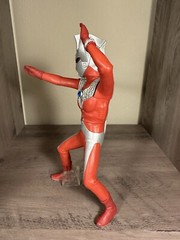 Ultraman Taro ~9 inch 1973 high quality pvc figure NO BRAND US STOCK