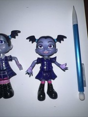 4 – Disney Vampirina And The Scream Girls Vampirina Band Figures No Accessories