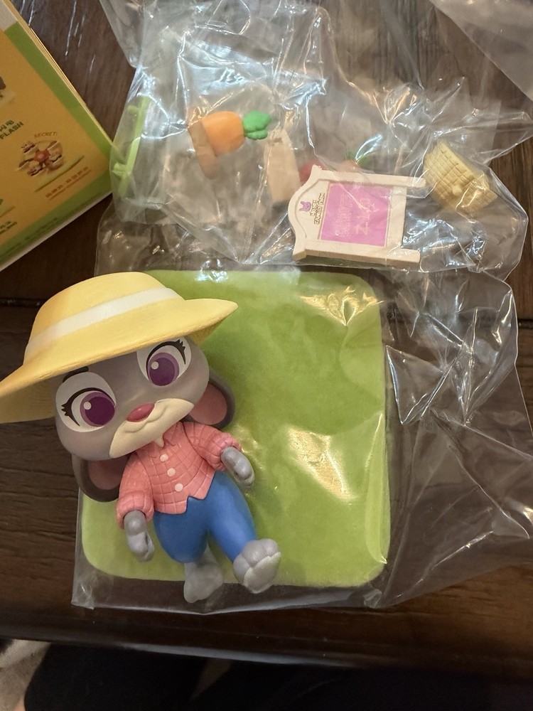 Miniso Zootopia Autumn Garden Series Confirmed Blind Box Figure Judy