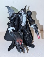 Transformers Universal Monsters Draculus Complete Deluxe Dracula Collaborative