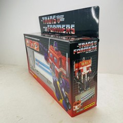Transformers G1 White Optimus Prime Transforming Toy Figure K.O.Version NEW BOX