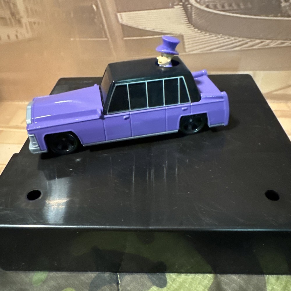 Paw Patrol~Mayor Humdinger~Purple Limousine~Toy Car Figure