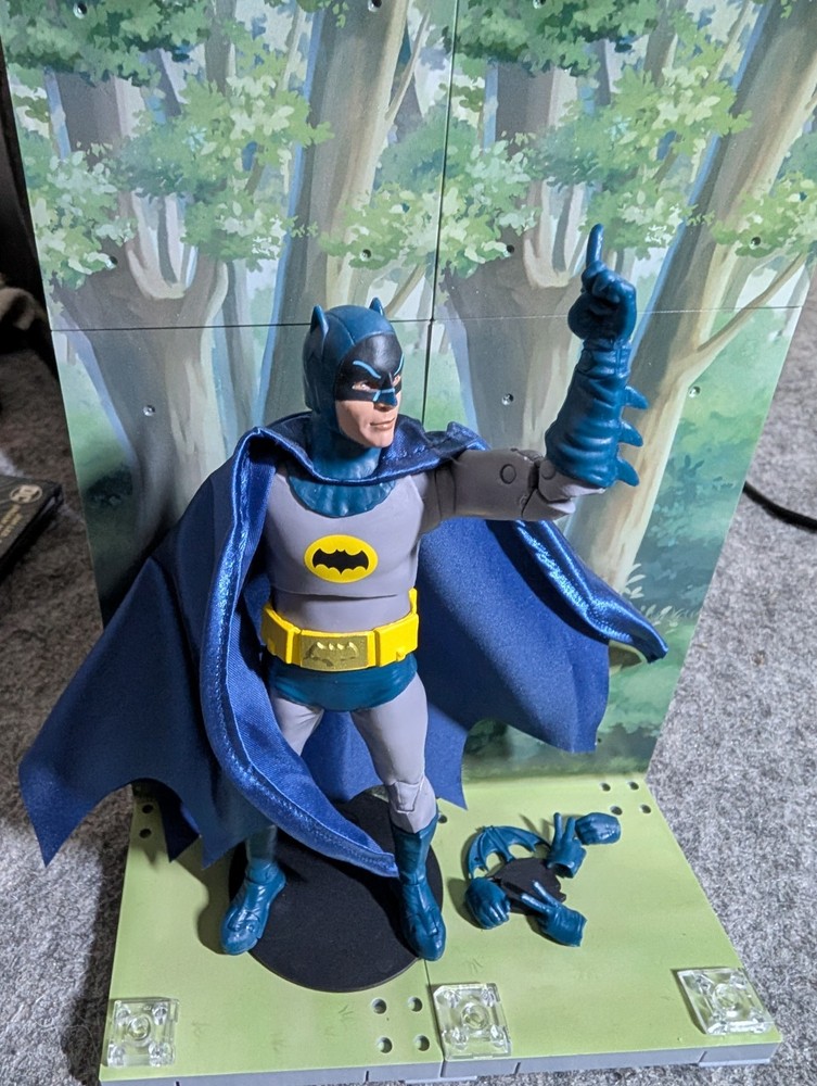 McFarlane Toys DC Multiverse Batman 66′ Classic TV Series Adam West 7″ Figure