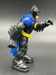 Fisher-Price Hero World Batman 5″ Action Figure 2010 DC Comics Gotham Knight