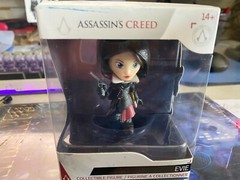 New: 2019 Assassin’s Creed EVIE Figure Stylized Collectible 3″