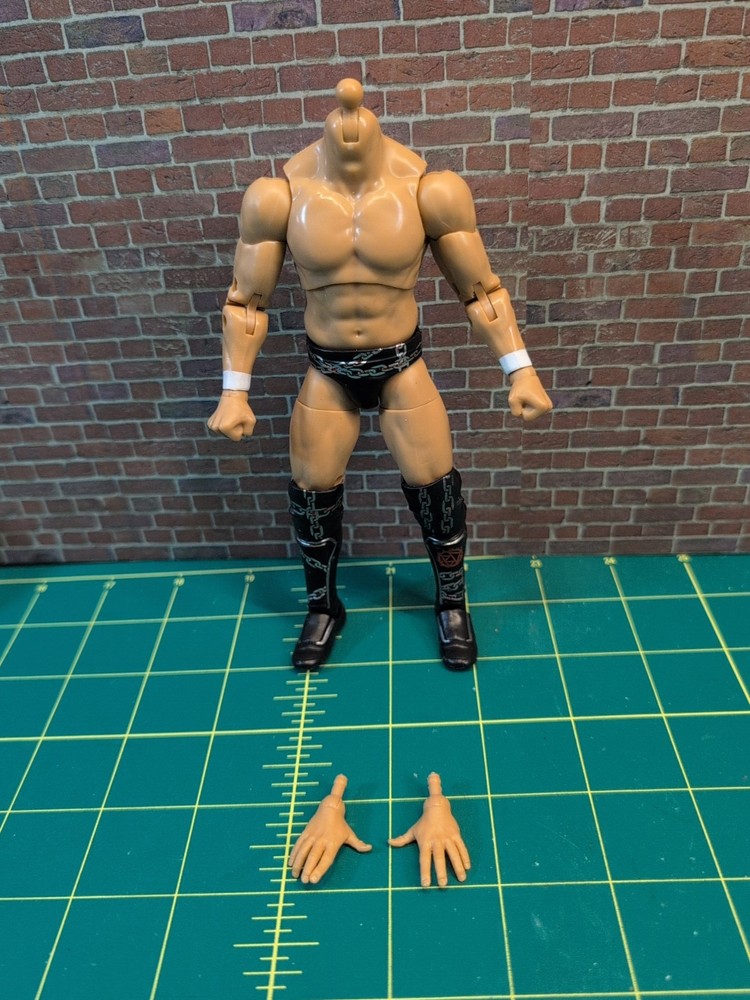 2025 AEW Unmatched Collection #86 BRYAN DANIELSON 7″ “BODY & EXTRA HANDS ONLY”