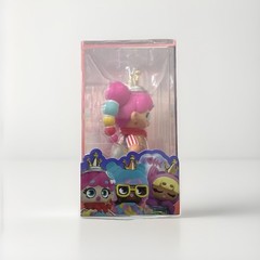 XOX Kweenie Quirky Kweens Series 3-Pack Premium 4″ Figurines & Display Cases