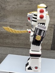 Super7 ReAction Mighty Morphin Power Rangers White Tigerzord 6″ Figure