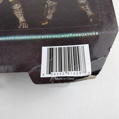 NECA AVP Masked Scar Predator 8″ 1:12 Toy Action Figure Deluxe – BNIB BOX DAMAGE