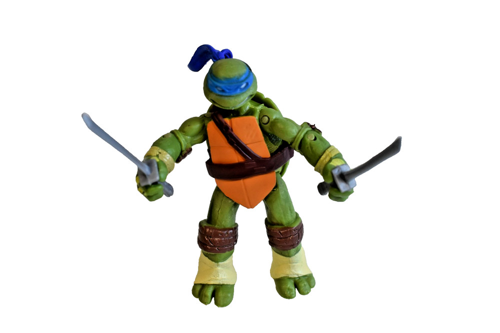 Teenage Mutant Ninja Turtles 4.5″ Leonardo Action Figure Viacom 2012 READ