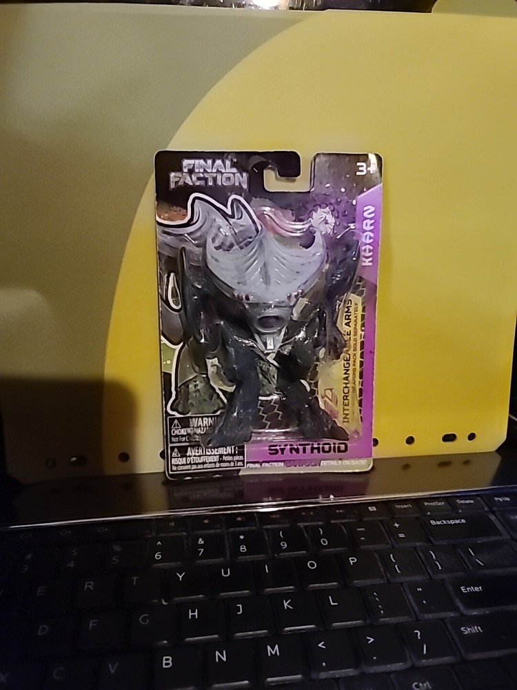 Final Faction KHARN: SYNTHOID Action Figure, 2022