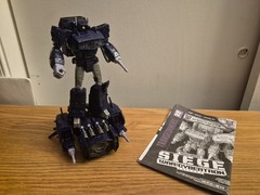 Transformers War For Cybertron Siege Shockwave (Used) (Complete)