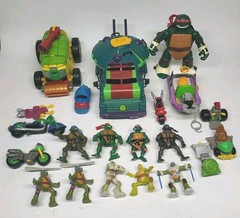 TMNT LARGE LOT OF FIGURES And VEHICLES Teenage Mutant Ninja Turtles