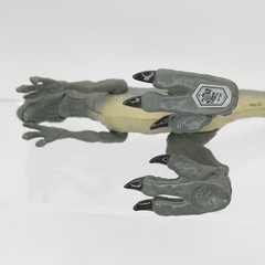 Jurassic Park World Velociraptor Savage Strike “Blue” Dinosaur Forward Leap