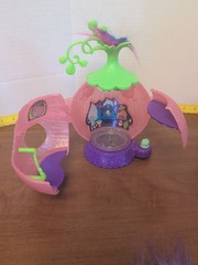DreamWorks Trolls Onion Playset w/ Figures