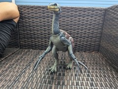 Jurassic World Hammond Collection Therizinosaurus