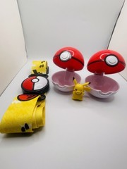 Pokemon Clip An Go Belt with 2 Pokeballs and Pikachu Figure