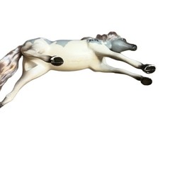 Grand Champion Grey White Pinto Horse Toy Figurine Brushable Mane Tail Horseshoe