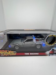 Jada Toys Back to the Future Hollywood Rides Time Machine 1/24 Scale Vehicle