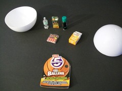 Zuru 5 Surprise NBA Ballers: Charlotte Hornets – Lamelo Ball Figure + More