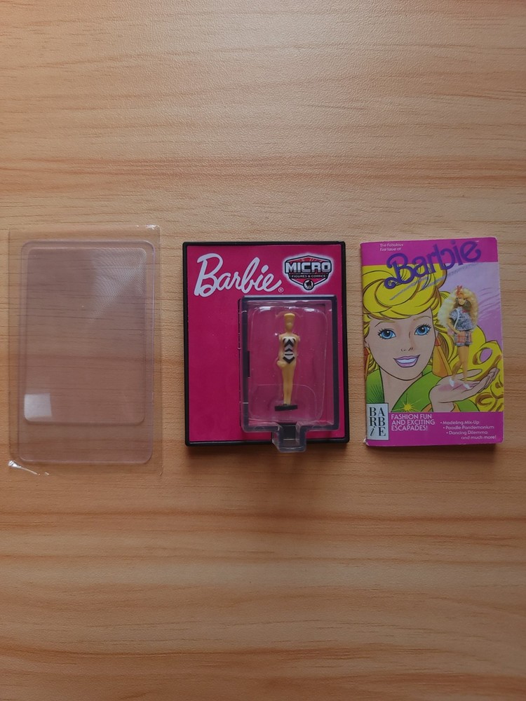 Worlds Smallest Micro Barbie Figures #520 With Mini Magazine