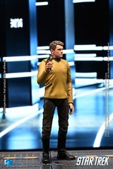Hiya Toys Star Trek 2009 Chekov 4.5″ Action Figure (1:18 Scale)