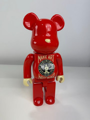Bearbrick x 2023 DesignerCon Shepard Fairey “Make Art Not War” 400% – NO BOX