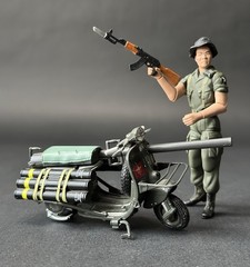 Ultimate Soldier 1:18 Vietnam War ARVN & Vespa 150 TAP Scooter 21st Century Toys