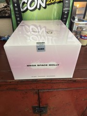 POPMART AUTHENTIC MEGA SPACE MOLLY jon burgerman 400% Figure