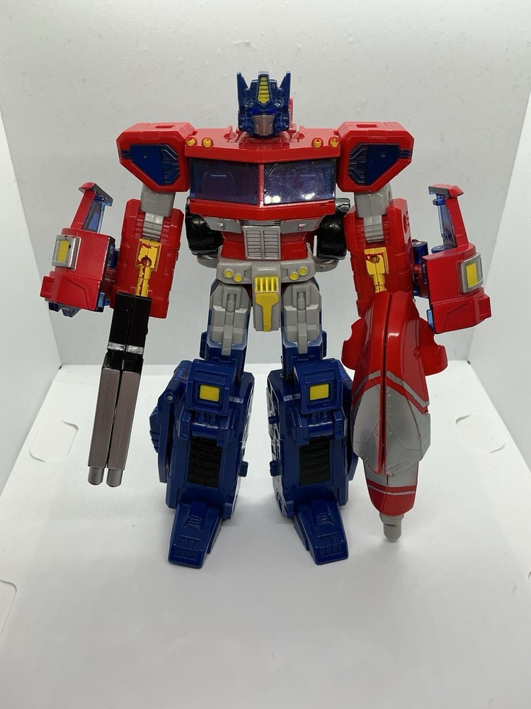 Transformers Classics Voyager Class Optimus Prime Hasbro Generations 2006