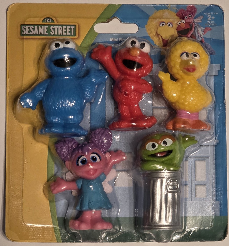 Sesame Street Plastic Mini Figures Grover, Cookie Monster, Abby, Big Bird, Elmo