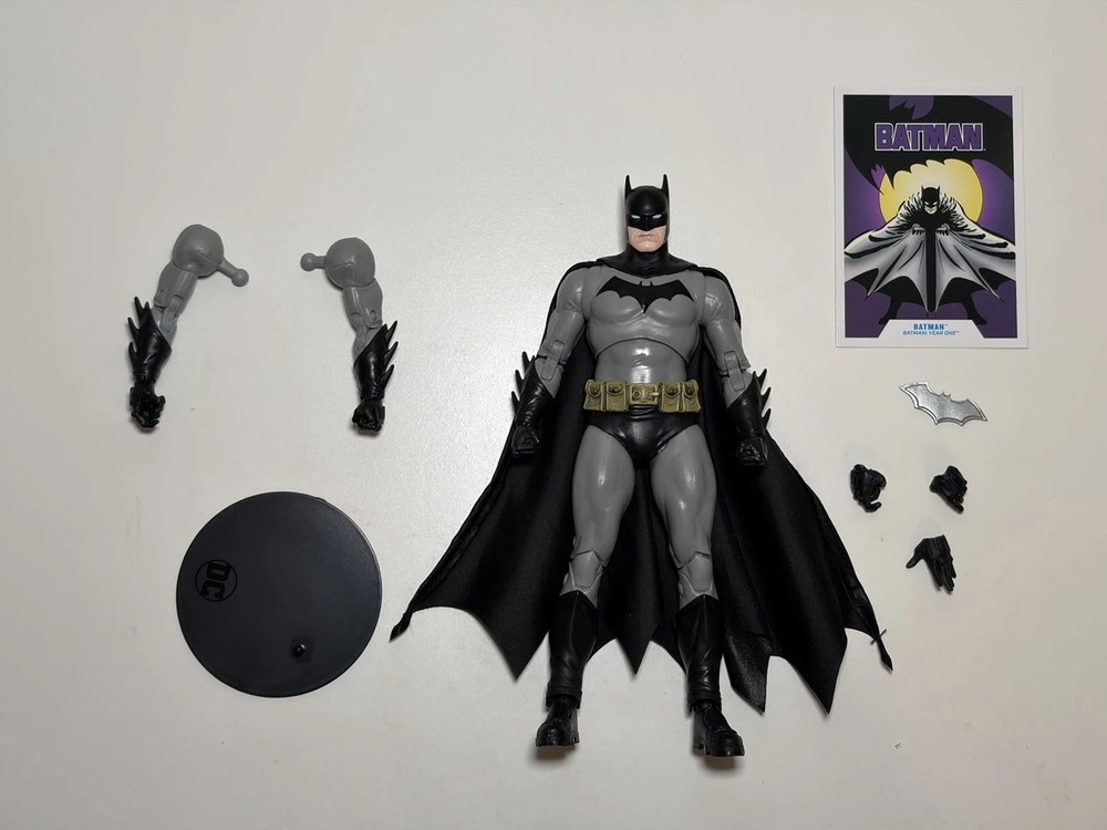 McFarlane DC multiverse Batman Year One Platinum Chase (customized – READ!)