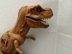 Vintage 1993 Jurassic Park Young T-Rex w/ Dino Damage Wound Piece JP06 Kenner