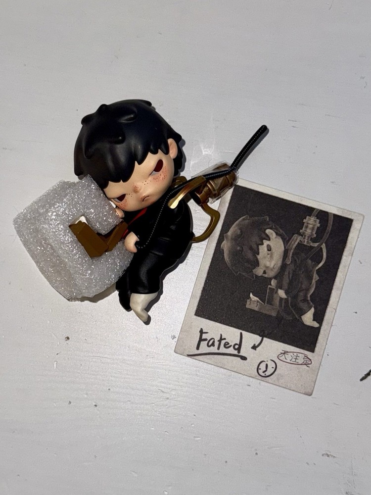 Pop Mart Hirono Tamed Wildgrass Series Fated Blind Box Figure