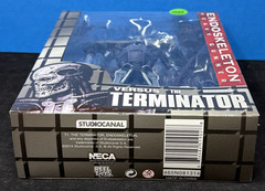 NECA Robocop VS Terminator Heavy Gunner Endoskeleton Action Figure Authentic New