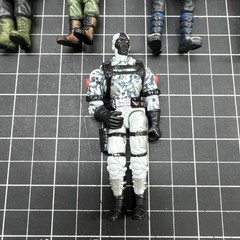 Lot of 19 Early 2000s Cobra Troops (Army Builders Lot) – ALL INCOMPLETE H42