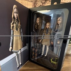 NECA M3GAN Ultimate Action Figure w/ Alternate Heads Hands & Knife