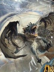 McFarlane Dragons Series 1 Komodo Clan Dragon Action Figure Sealed 2004 50151