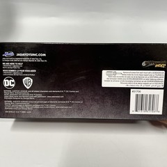 DC Comics JUSTICE LEAGUE BATMOBILE & BATMAN 1:32 Jada Die Cast Car Vehicle Toy