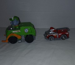 Paw Patrol Set of 2 Rocky Recycling Truck(4″) Marshall Firetruck(Diecast 2″ish)