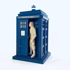 Custom 3D printed DR. Who TARDIS Police Box for 3.75 Inch (1:18) Figure Diorama