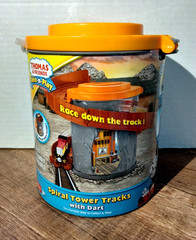 THOMAS & FRIENDS TAKE-N-PLAY SPIRAL TOWER TRACKS W/DART – NEW, SEALED