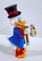 2017 Funko Scrooge McDuck Disney DuckTales 4″ Action Figure Complete!
