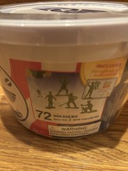 Disney Pixar Toy Story Bucket 72 Soldiers 2 parachutes Certificate NEW