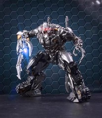 US SHIP_LS06 Transformers Figure/Black Mamba Transformation Tank Mega Commander