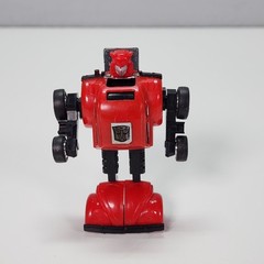 Vintage TRANSFORMERS Generation 1 Red BUMBLEBEE 1985 G1 Volkswagen Bug VW Takara